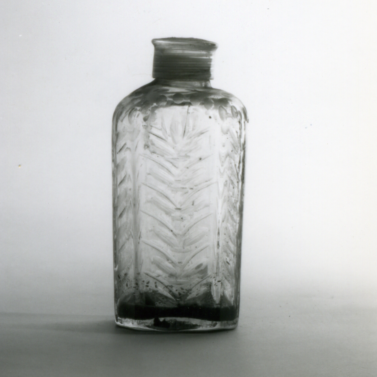 bottiglia - bottega napoletana (prima metà sec. XIX)