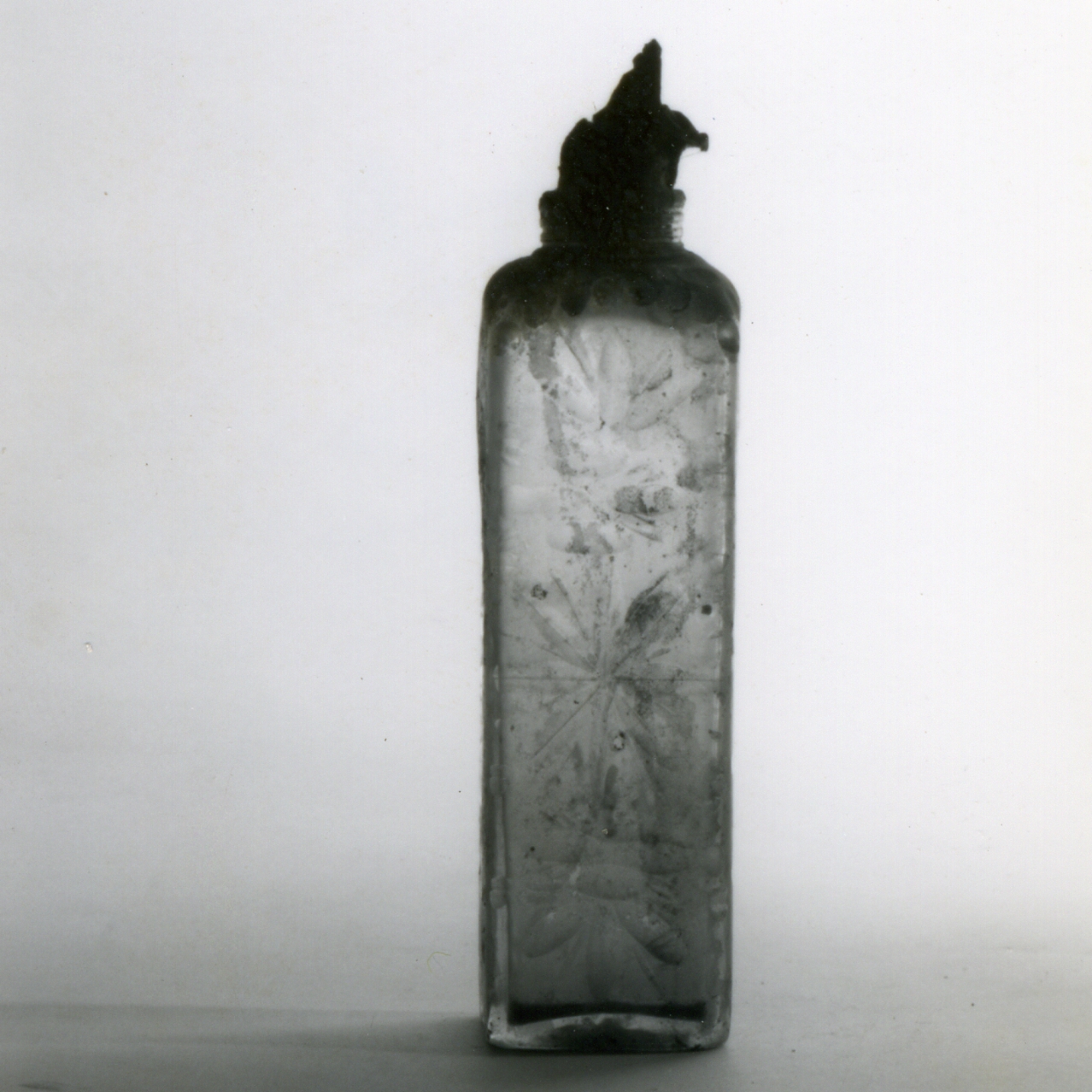 bottiglia - bottega napoletana (prima metà sec. XIX)