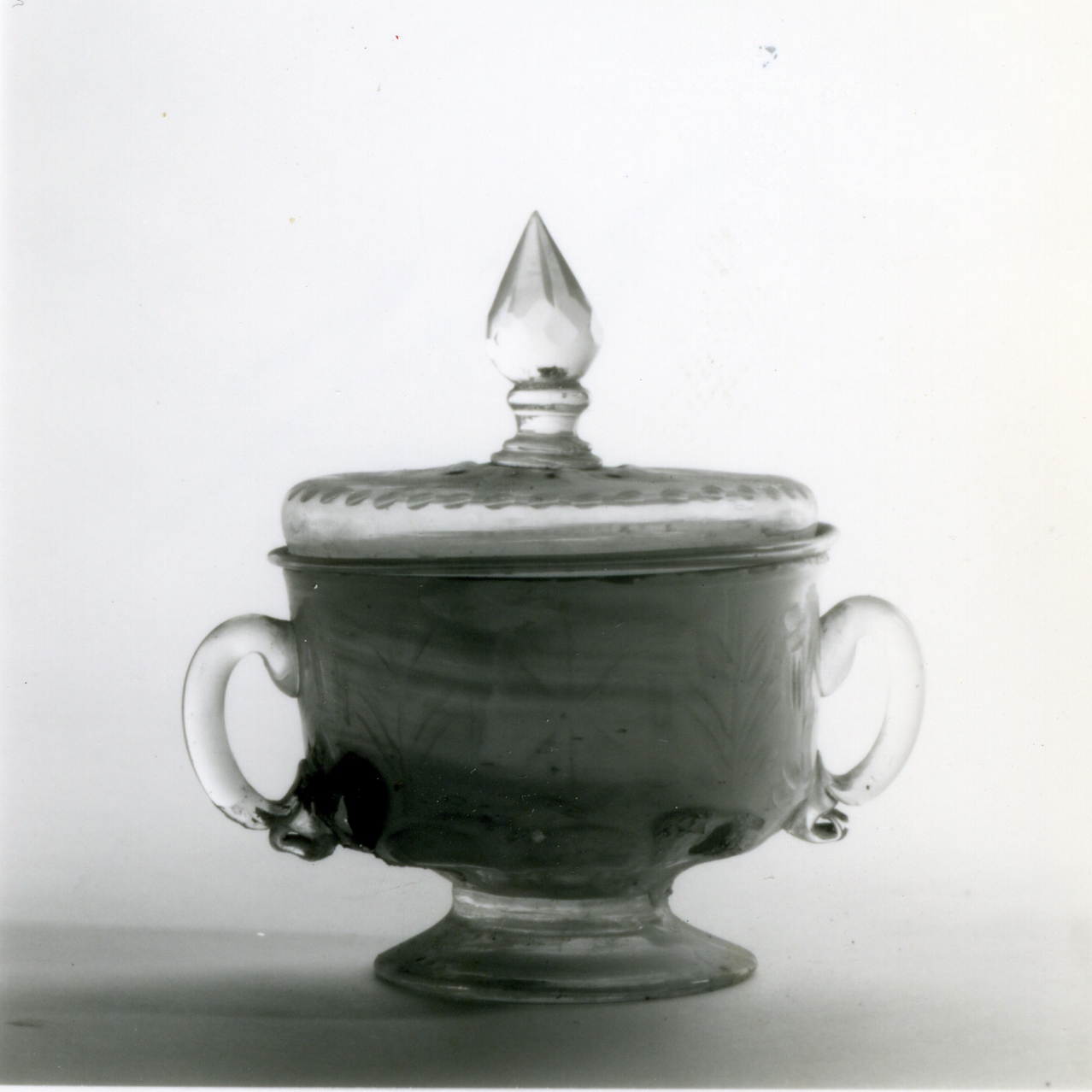 vaso - bottega napoletana (prima metà sec. XIX)