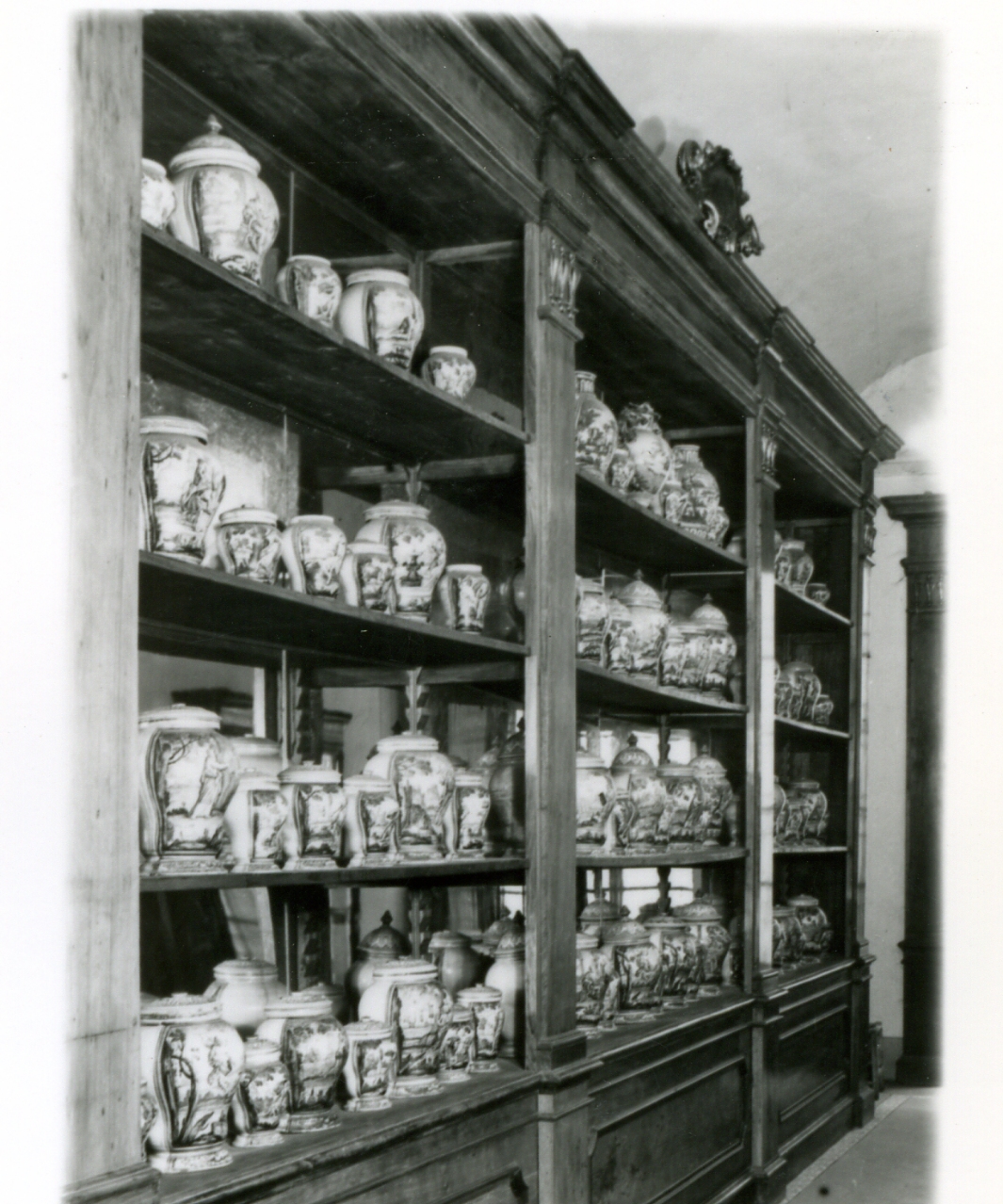 armadio - bottega napoletana (metà sec. XVIII)