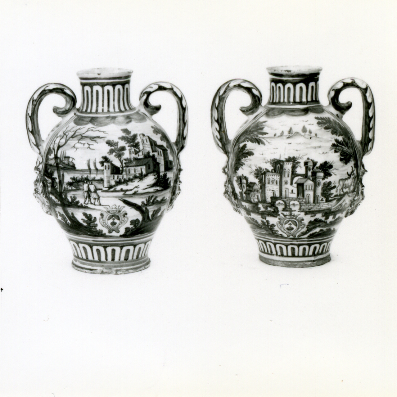 paesaggio (vaso, serie) di Massa Donato (sec. XVIII)