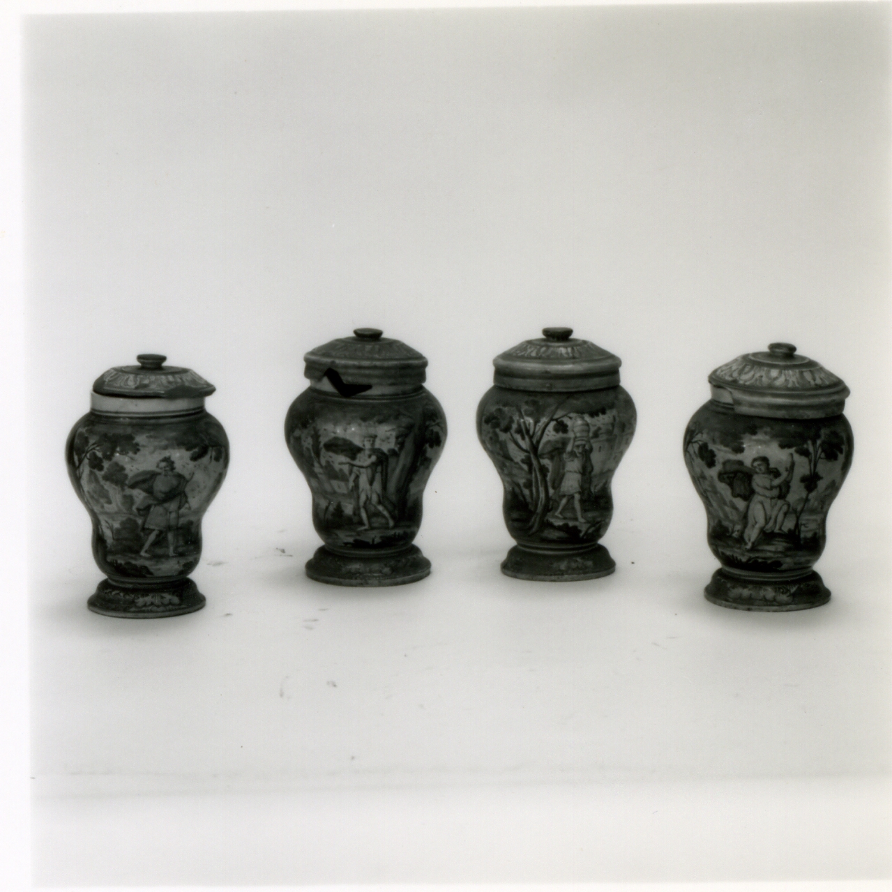 vaso da farmacia, serie di Massa Donato (e aiuti) (metà sec. XVIII)