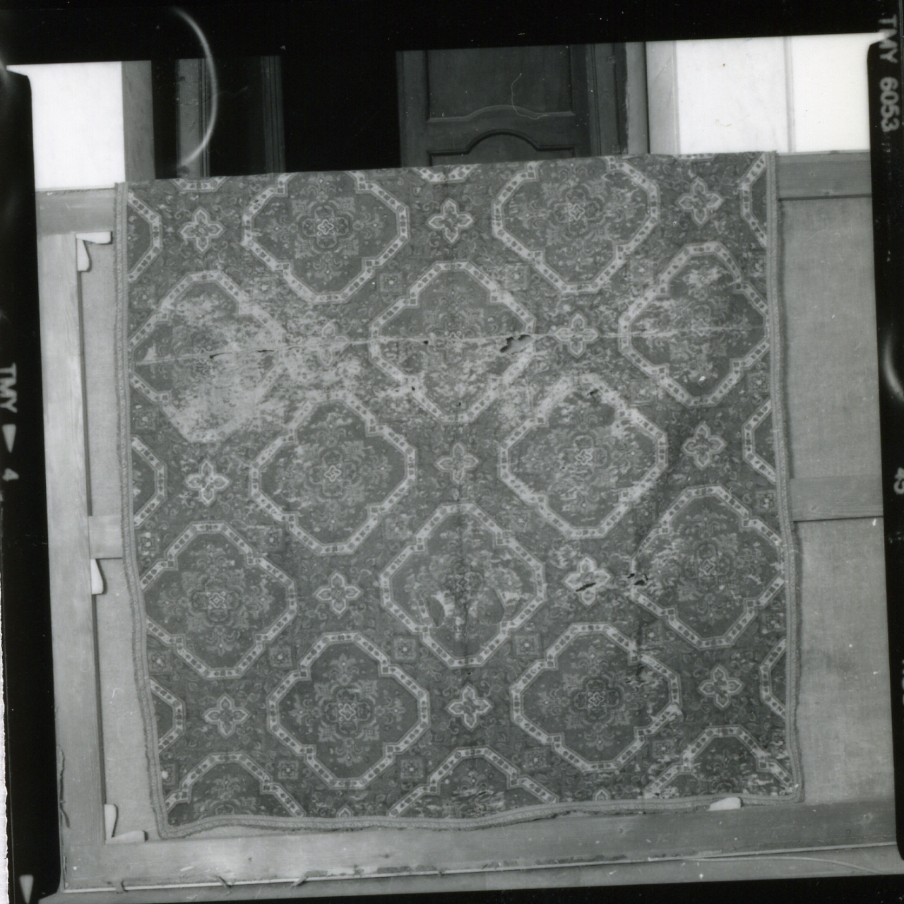 tappeto - manifattura napoletana (prima metà sec. XIX)