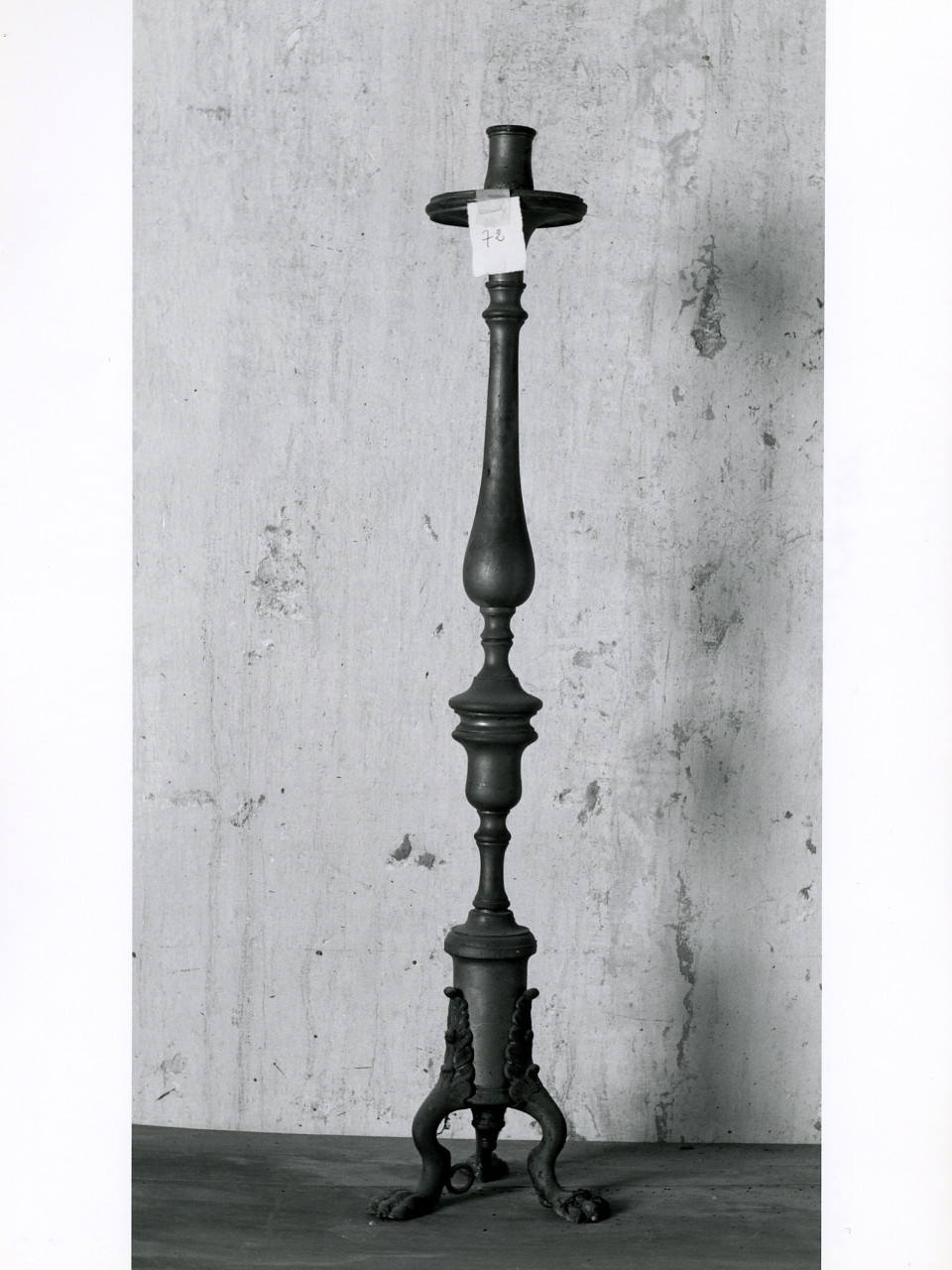 candeliere d'altare, serie - bottega napoletana (seconda metà sec. XIX)