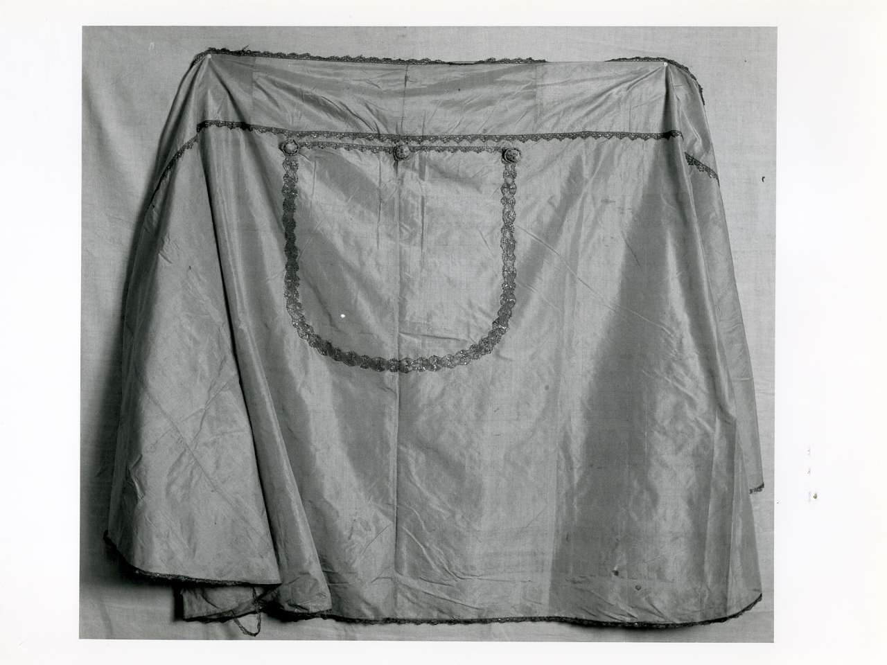 piviale - manifattura napoletana (seconda metà sec. XIX)