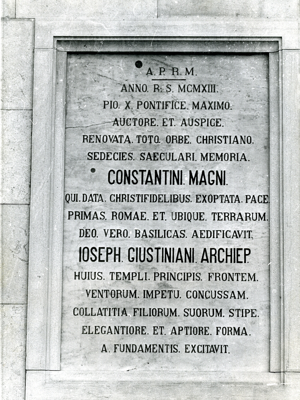 lapide commemorativa - bottega napoletana (sec. XX)