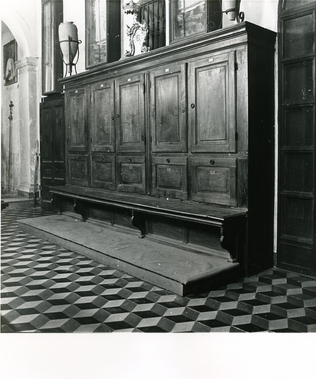 armadio da sacrestia, serie - bottega napoletana (prima metà sec. XIX)