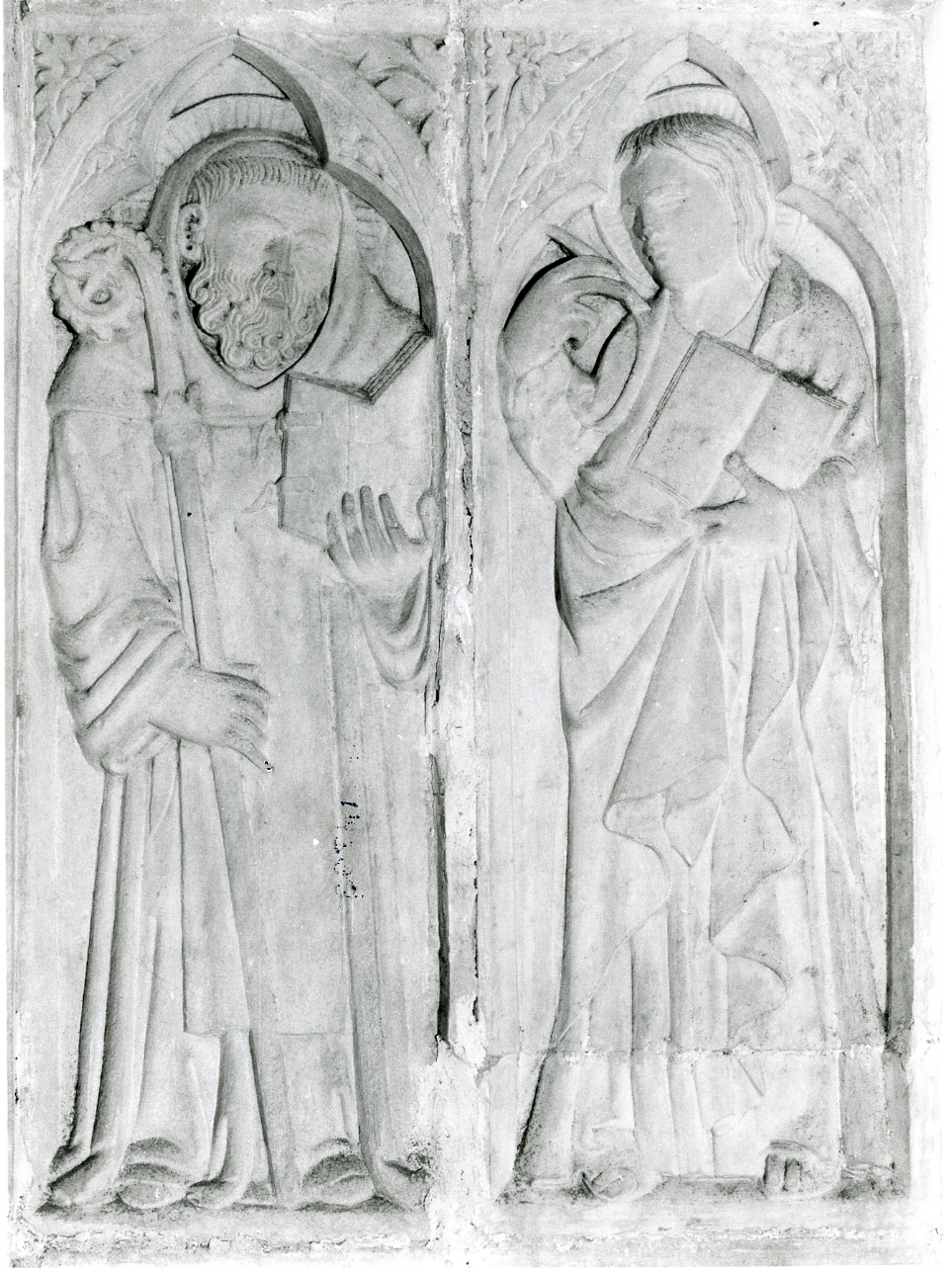 apostoli e Santi (rilievo, elemento d'insieme) - bottega napoletana (inizio sec. XV)