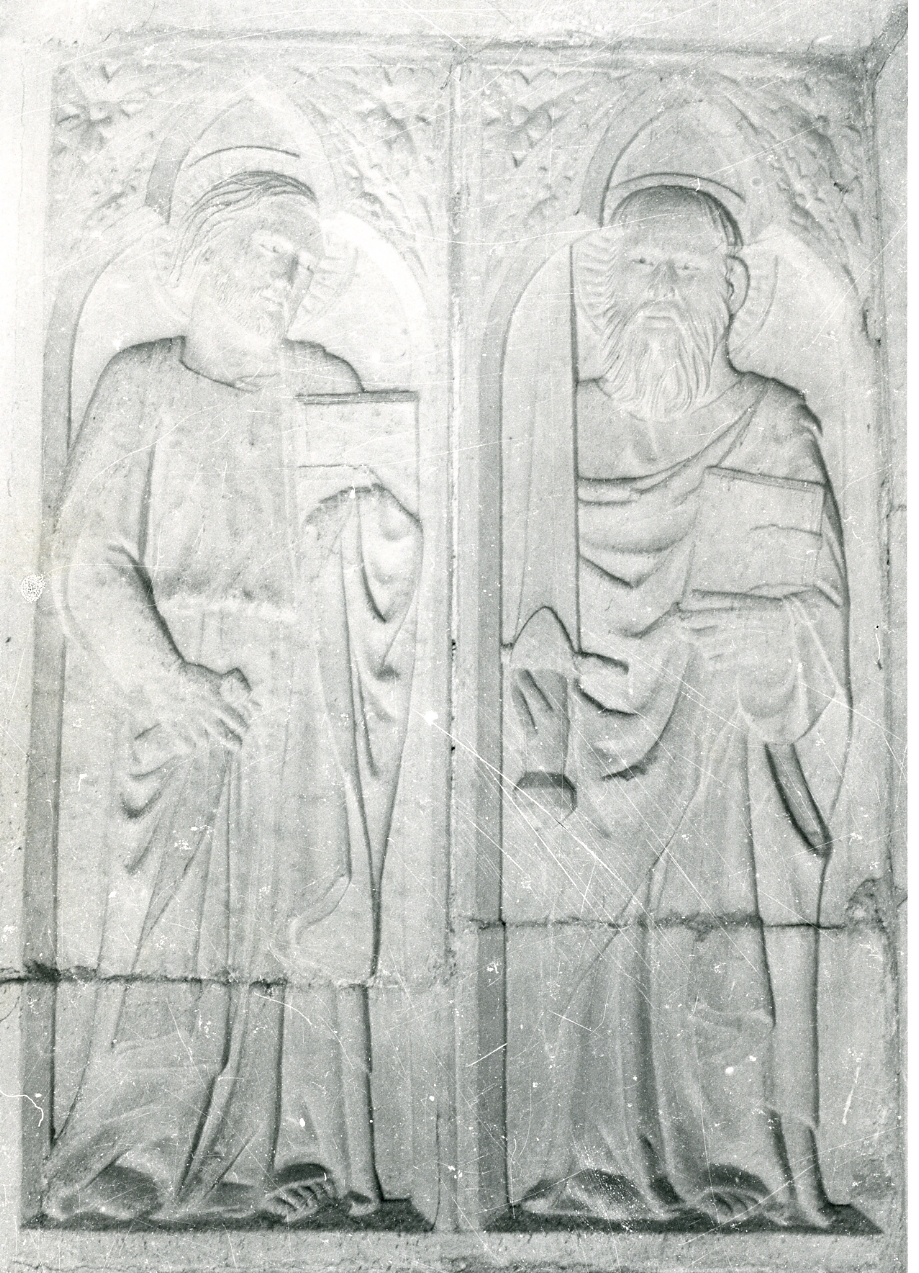 apostoli e Santi (rilievo, elemento d'insieme) - bottega napoletana (inizio sec. XV)