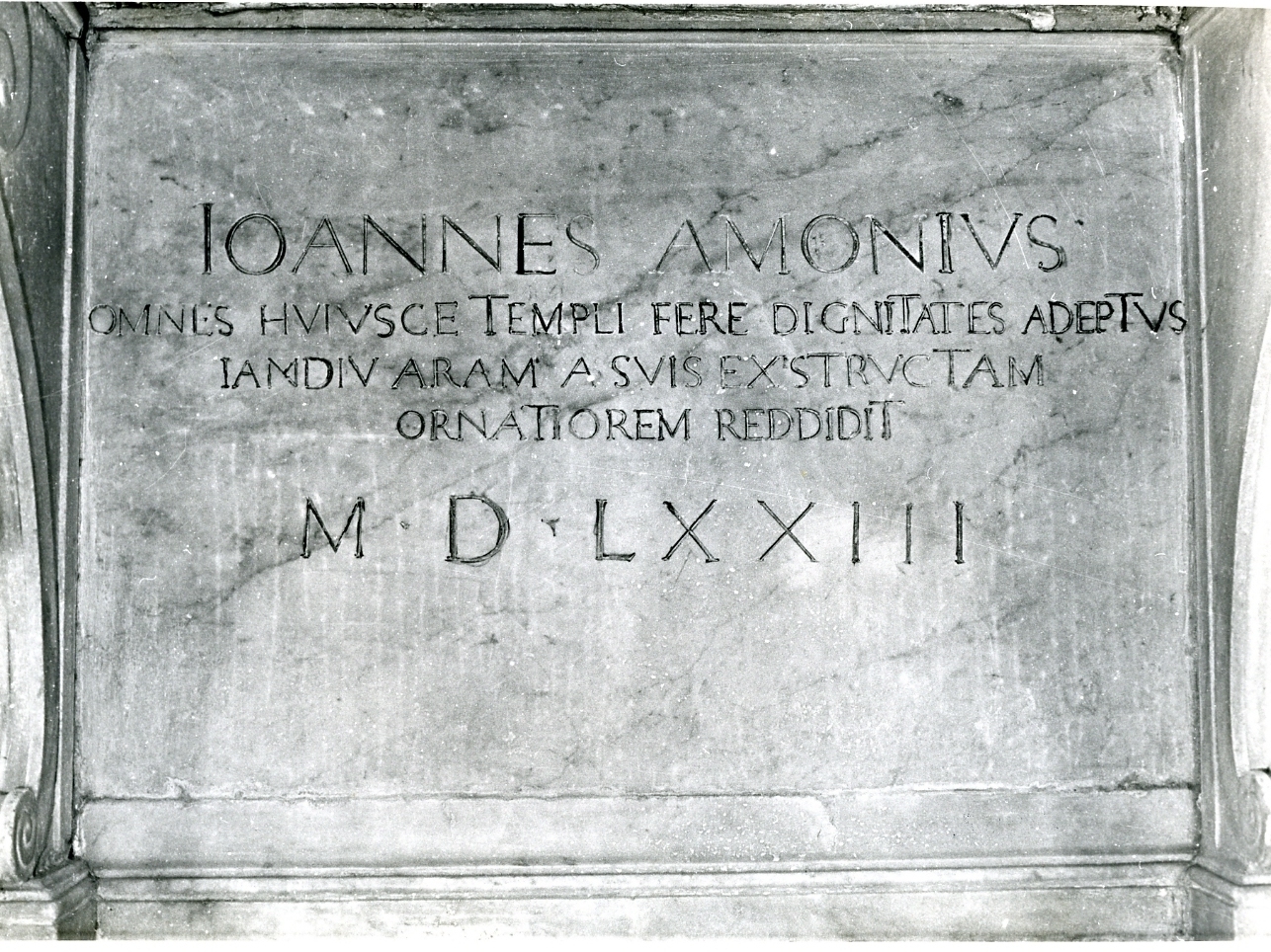 lapide celebrativa - bottega napoletana (sec. XVI)