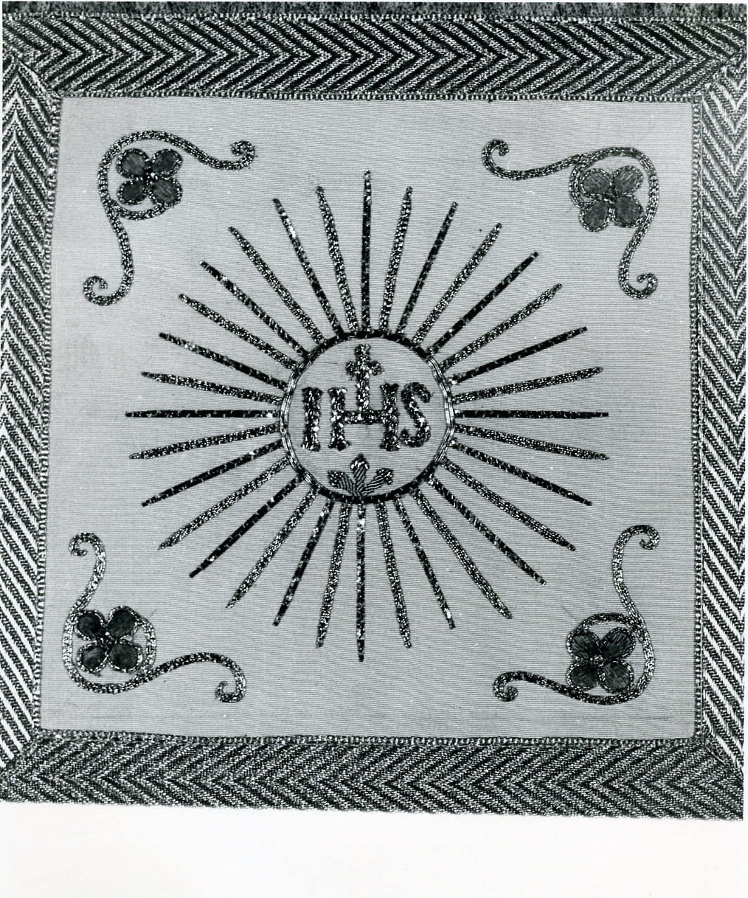 velo di calice - manifattura napoletana (prima metà sec. XX)