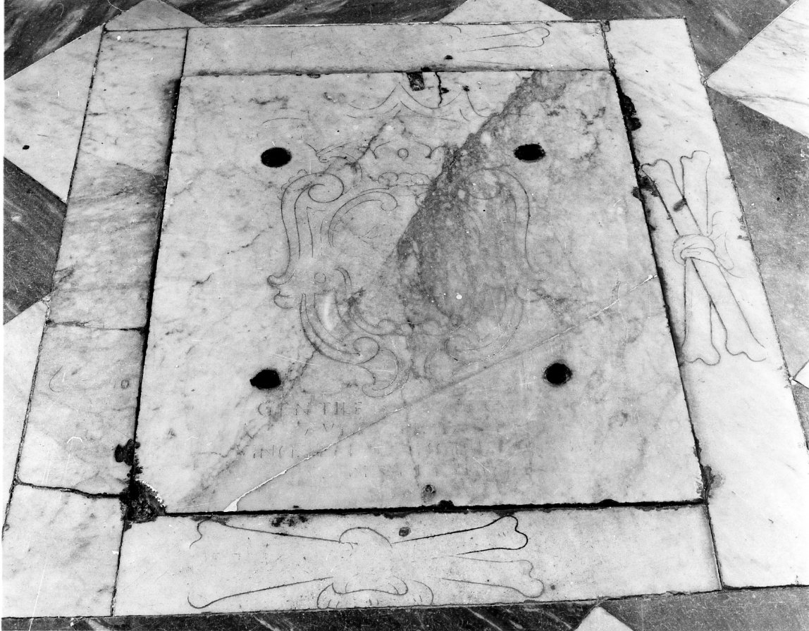 lapide tombale - bottega napoletana (prima metà sec. XVII)