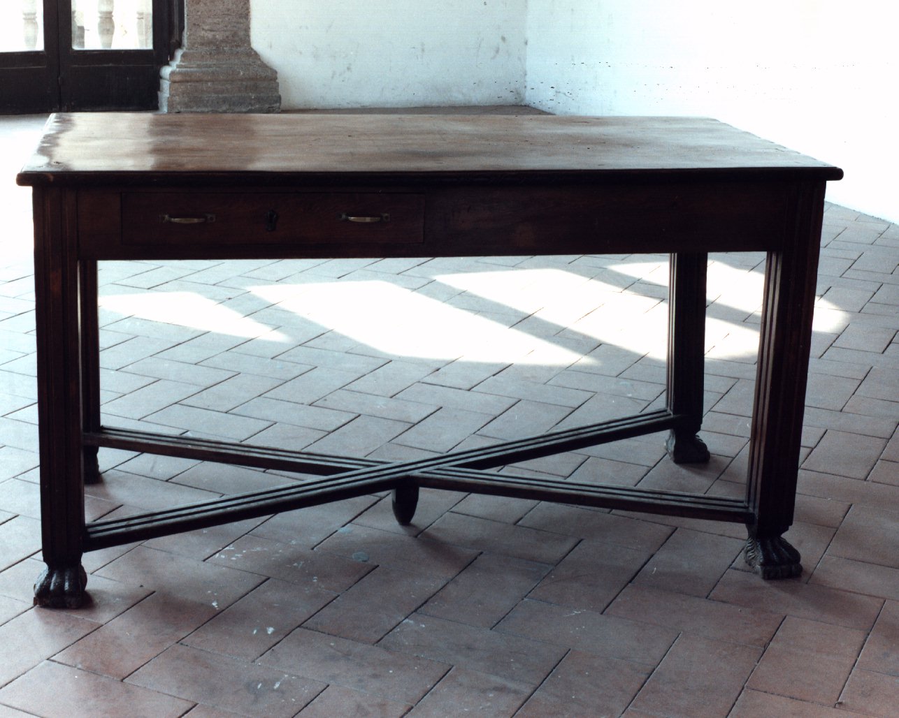 tavolo, serie - bottega napoletana (primo quarto sec. XX)