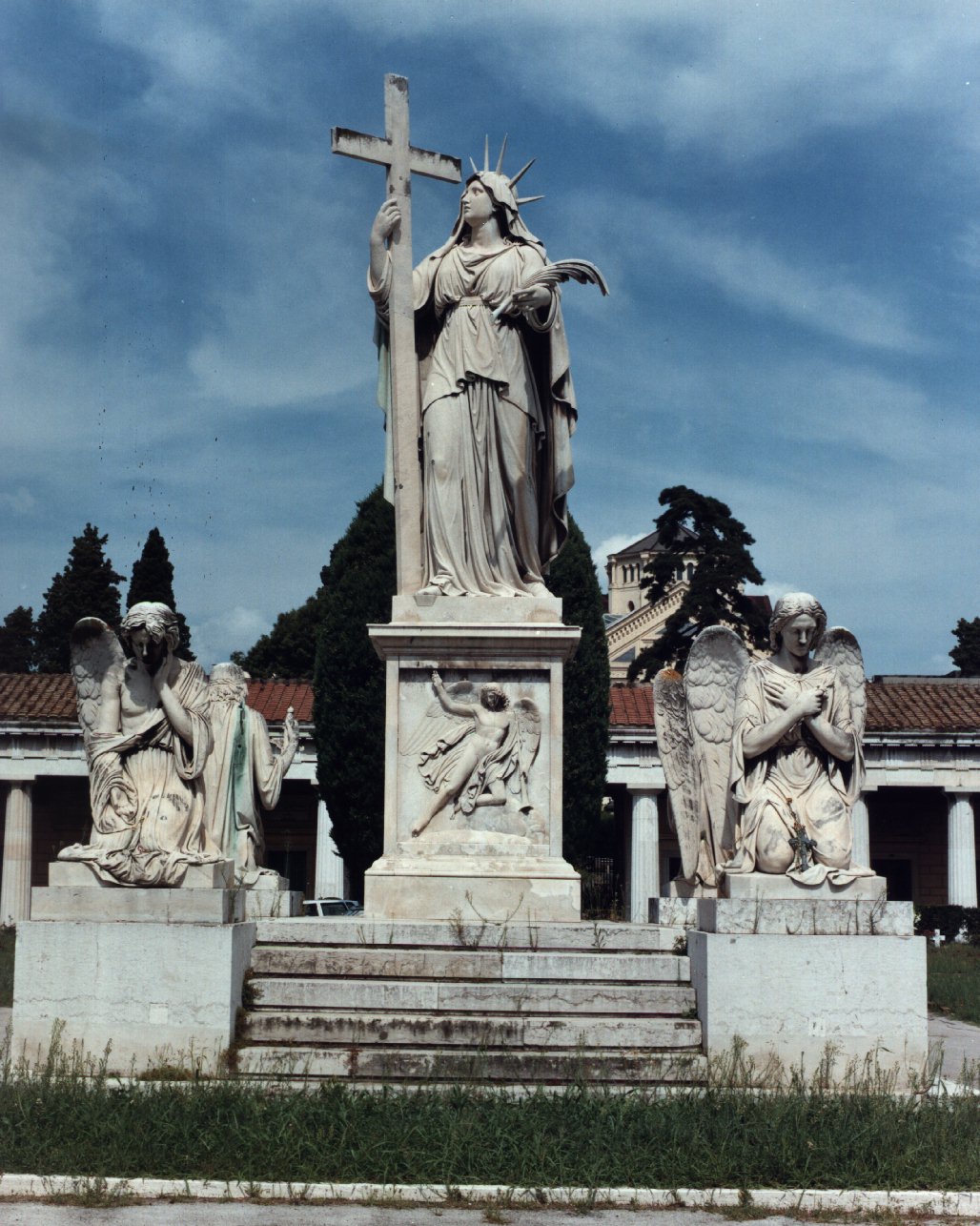 allegoria della Religione (gruppo scultoreo) di Angelini Tito (sec. XIX)