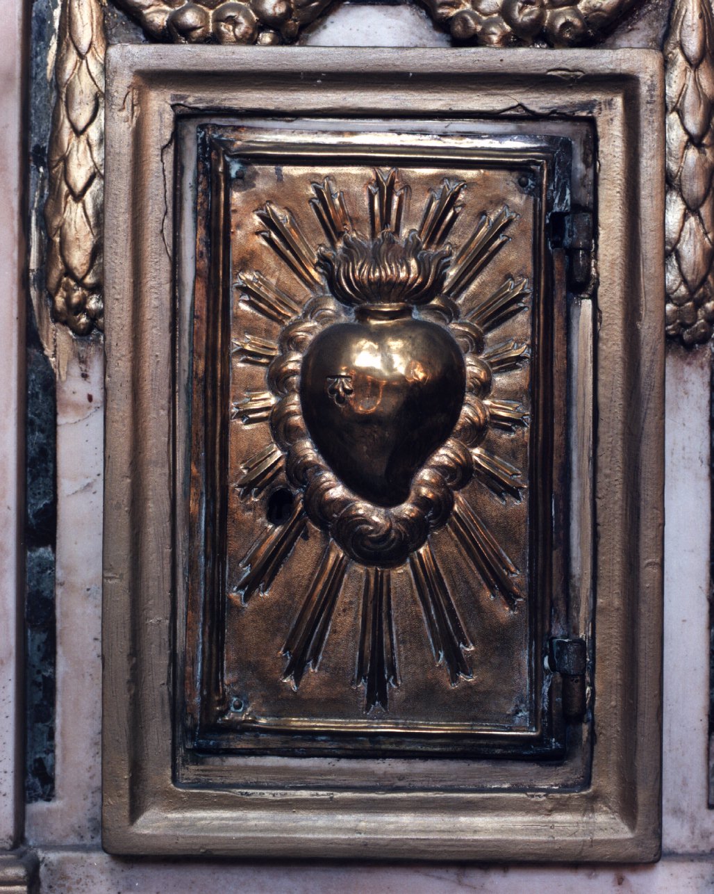 Sacro Cuore di Gesù (sportello di tabernacolo) - bottega napoletana (sec. XIX)