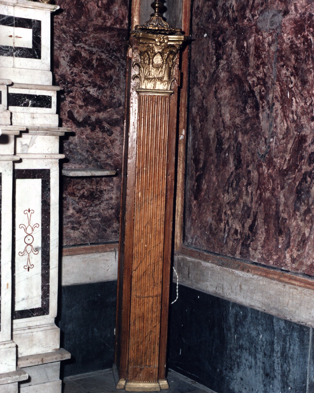 base, serie - bottega napoletana (sec. XIX)