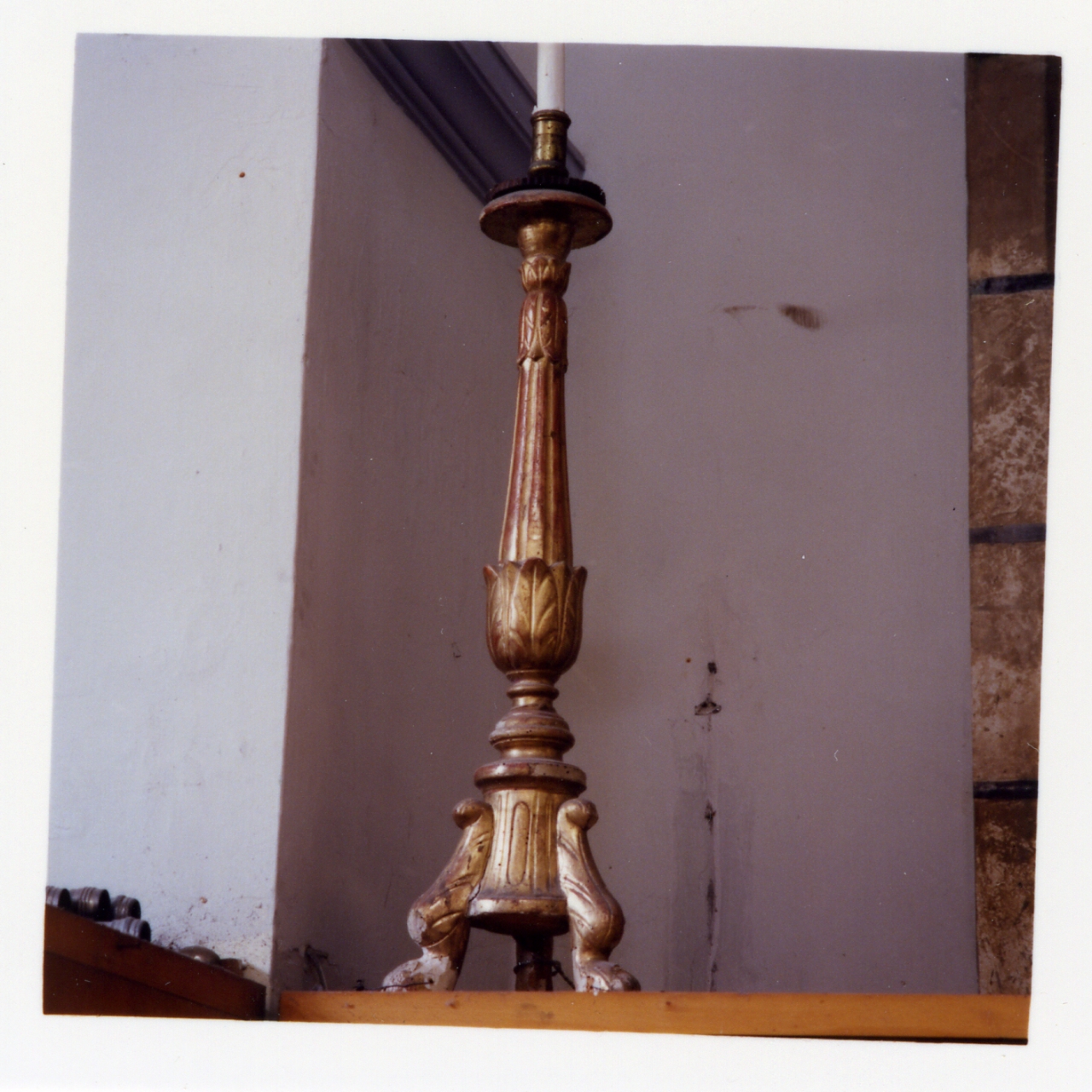 candeliere, serie - bottega napoletana (seconda metà sec. XVIII)