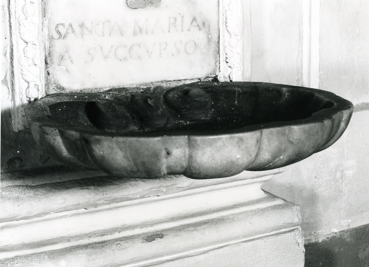 acquasantiera da parete - bottega napoletana (seconda metà sec. XVIII)