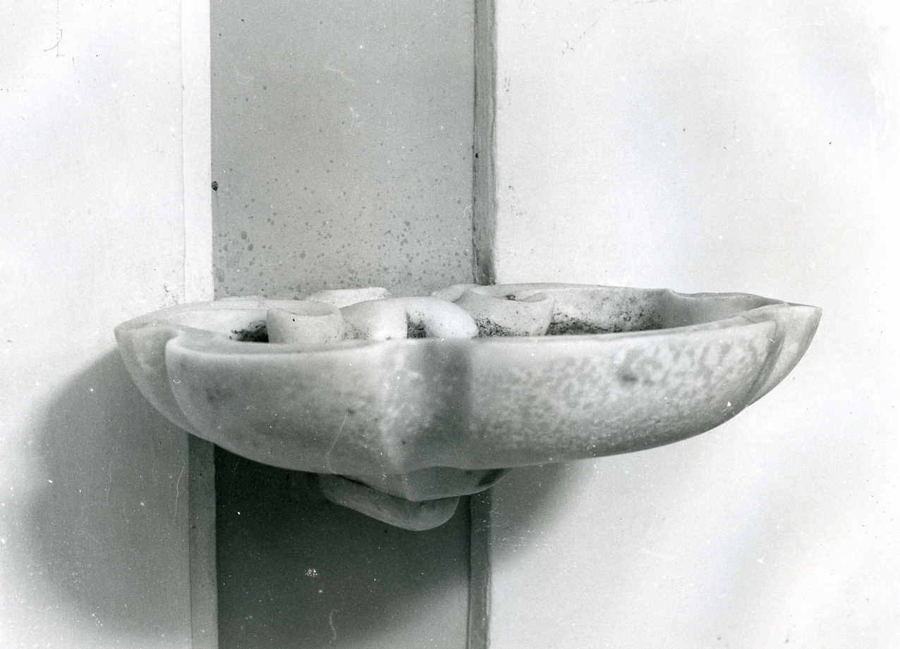 acquasantiera, serie - bottega napoletana (metà sec. XIX)