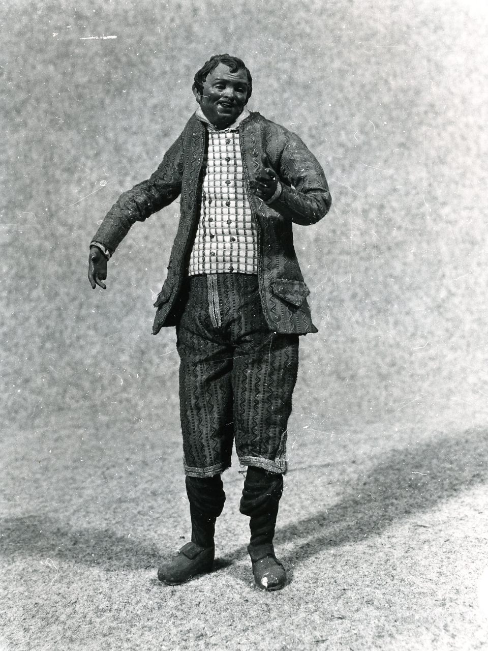 figura maschile (statuetta di presepio) - bottega napoletana (metà sec. XVIII)