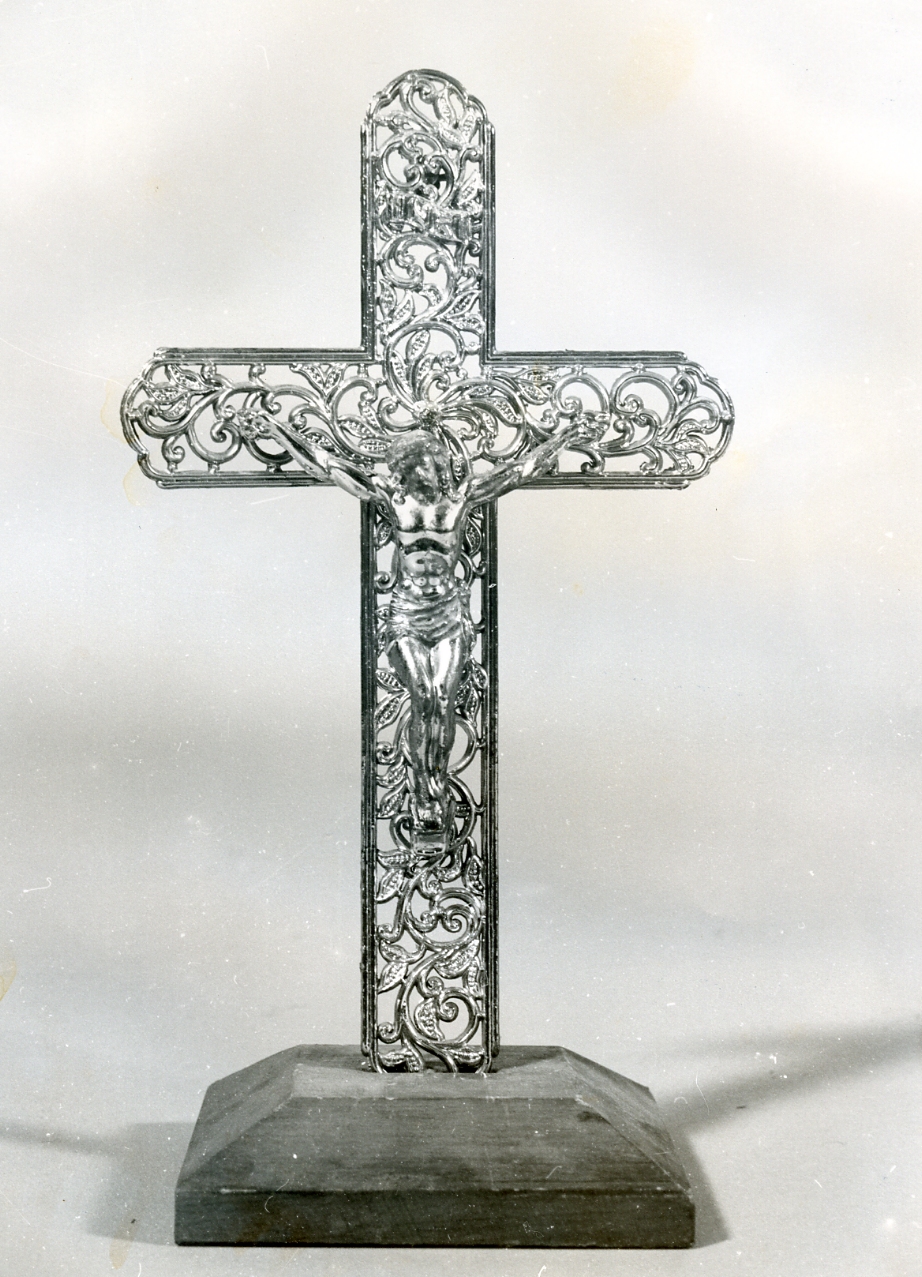 croce d'altare - bottega napoletana (prima metà sec. XX)