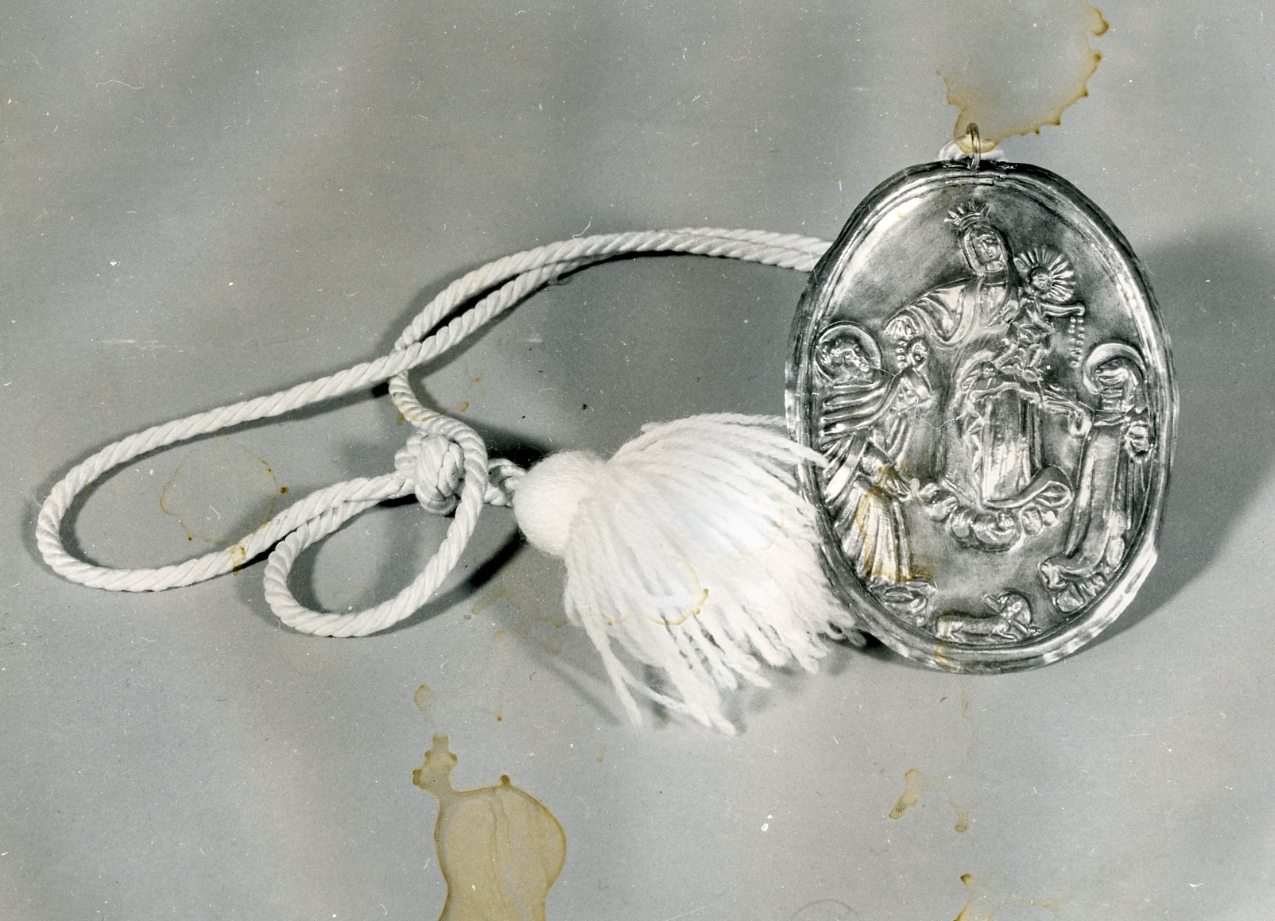 Madonna del Rosario con San Domenico e Santa Rosa da Lima (pendente) - bottega napoletana (seconda metà sec. XVIII)