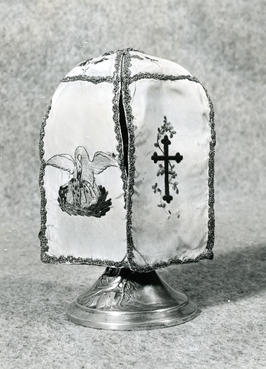 conopeo di pisside - manifattura napoletana (prima metà sec. XIX)