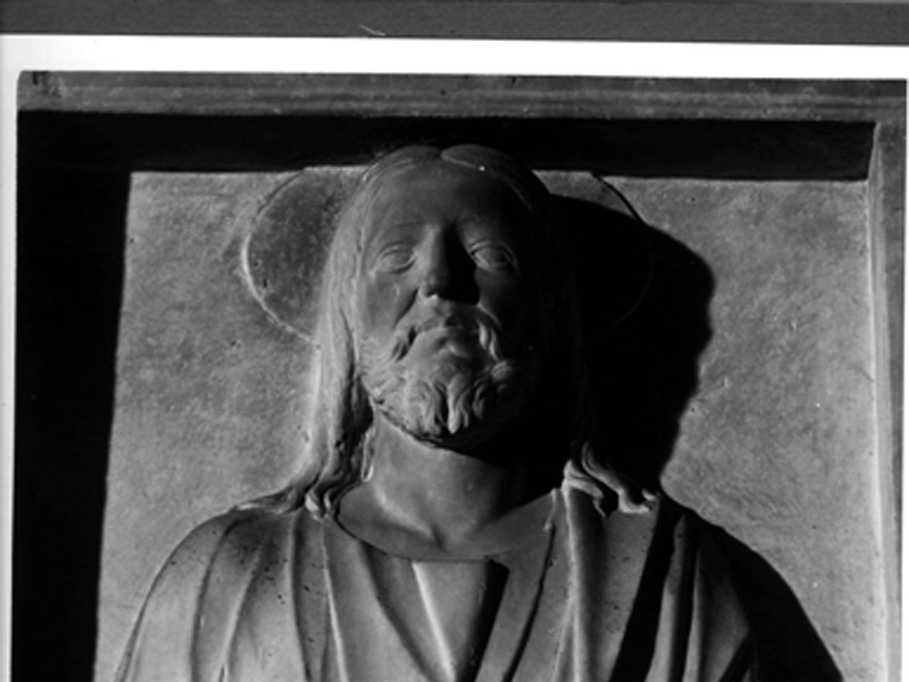 Cristo (rilievo, elemento d'insieme) - bottega napoletana (prima metà sec. XVI)