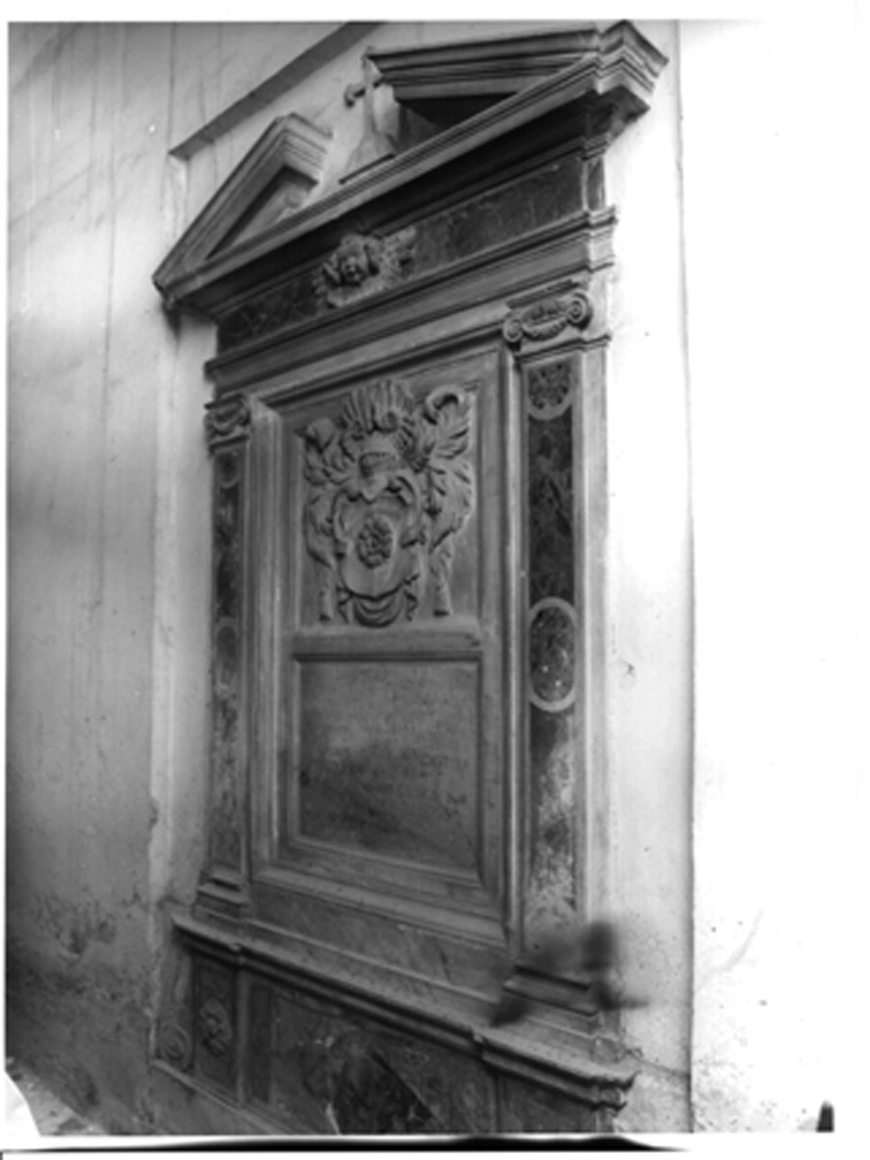 MONUMENTO SEPOLCRALE - AMBITO NAPOLETANO (INIZIO sec. XVII)