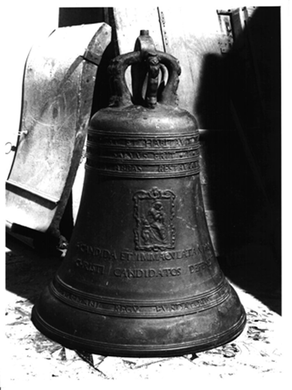 campana - bottega napoletana (prima metà sec. XVI)