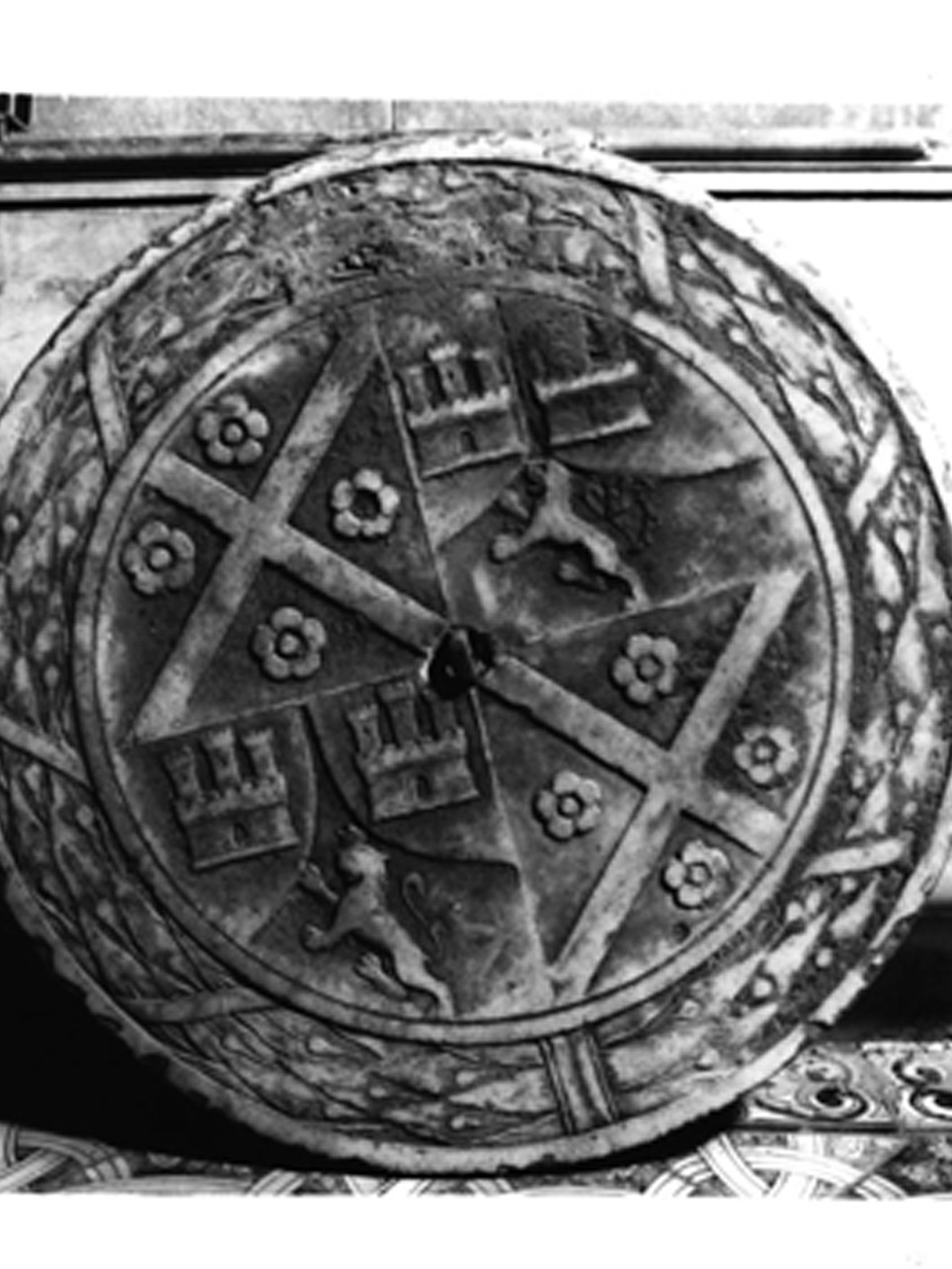 lastra tombale - bottega napoletana (fine sec. XV)