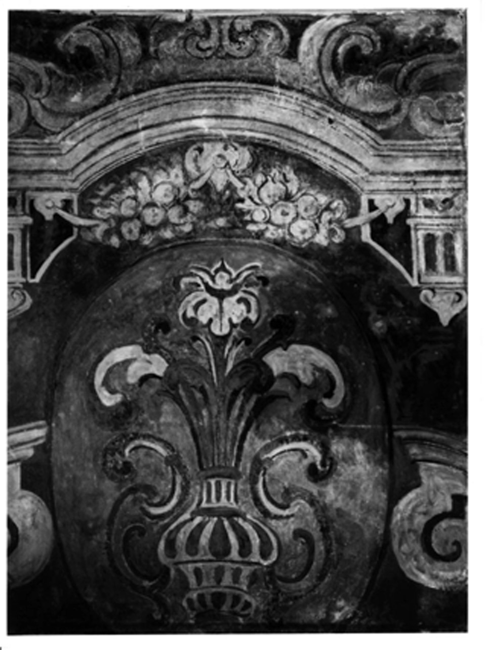 MOTIVI DECORATIVI FITOMORFI E QUADRATURE (DECORAZIONE PARIETALE, COMPLESSO DECORATIVO) - AMBITO NAPOLETANO (INIZIO sec. XX)