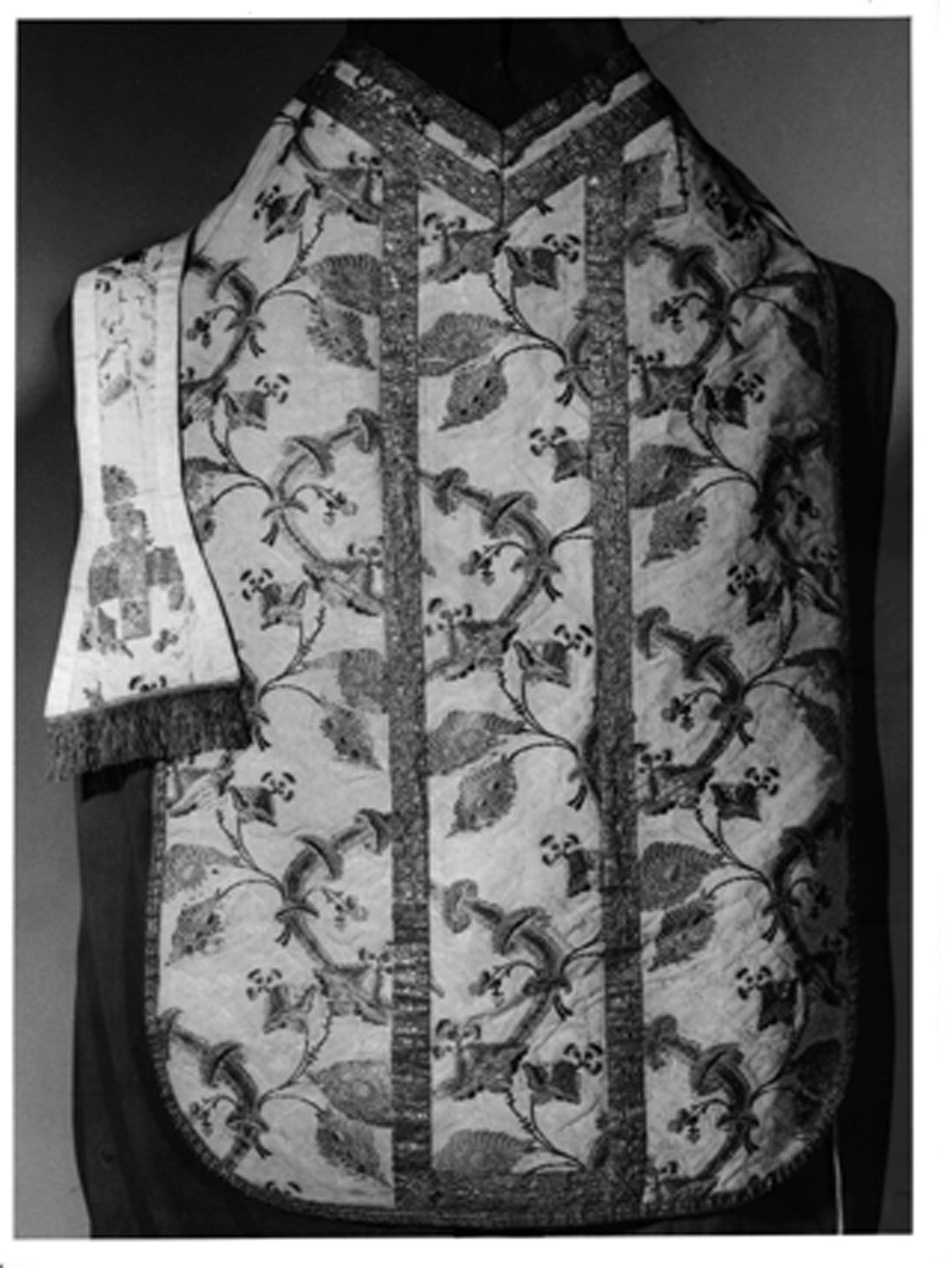 PARAMENTO LITURGICO, INSIEME - MANIFATTURA NAPOLETANA (FINE sec. XIX)