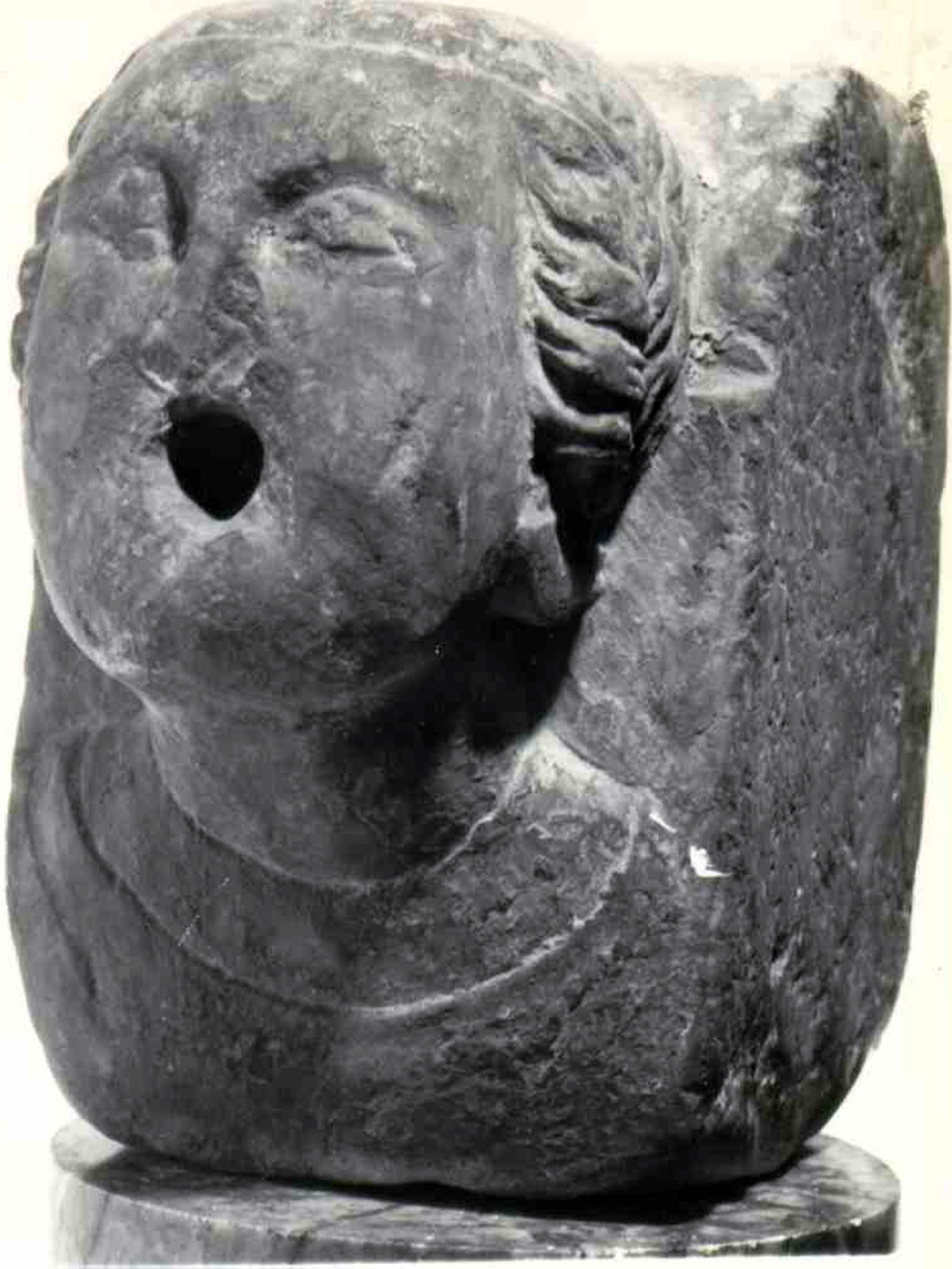 TESTA MULIEBRE (BOCCA DI FONTANA) - AMBITO NAPOLETANO (Metà sec. XIII)