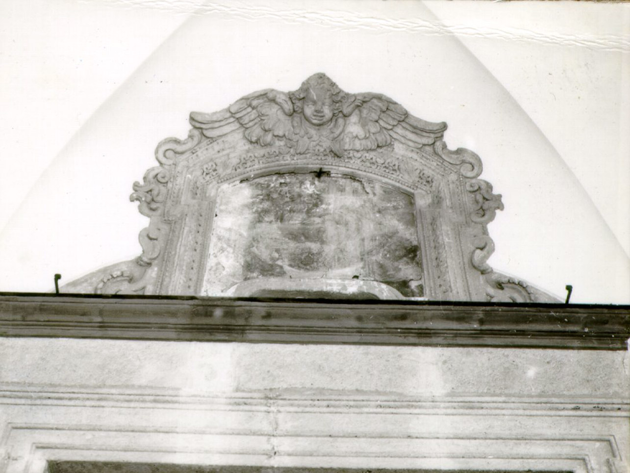 cherubino (edicola, elemento d'insieme) di Picchiatti Francesco Antonio (sec. XVII)