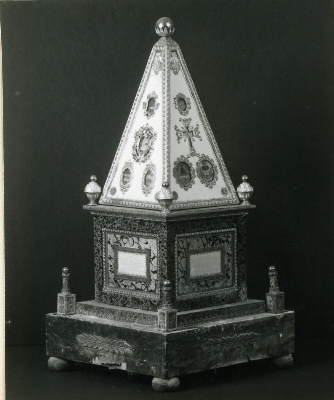 RELIQUIARIO - architettonico - manifattura napoletana (Metà sec. XIX)