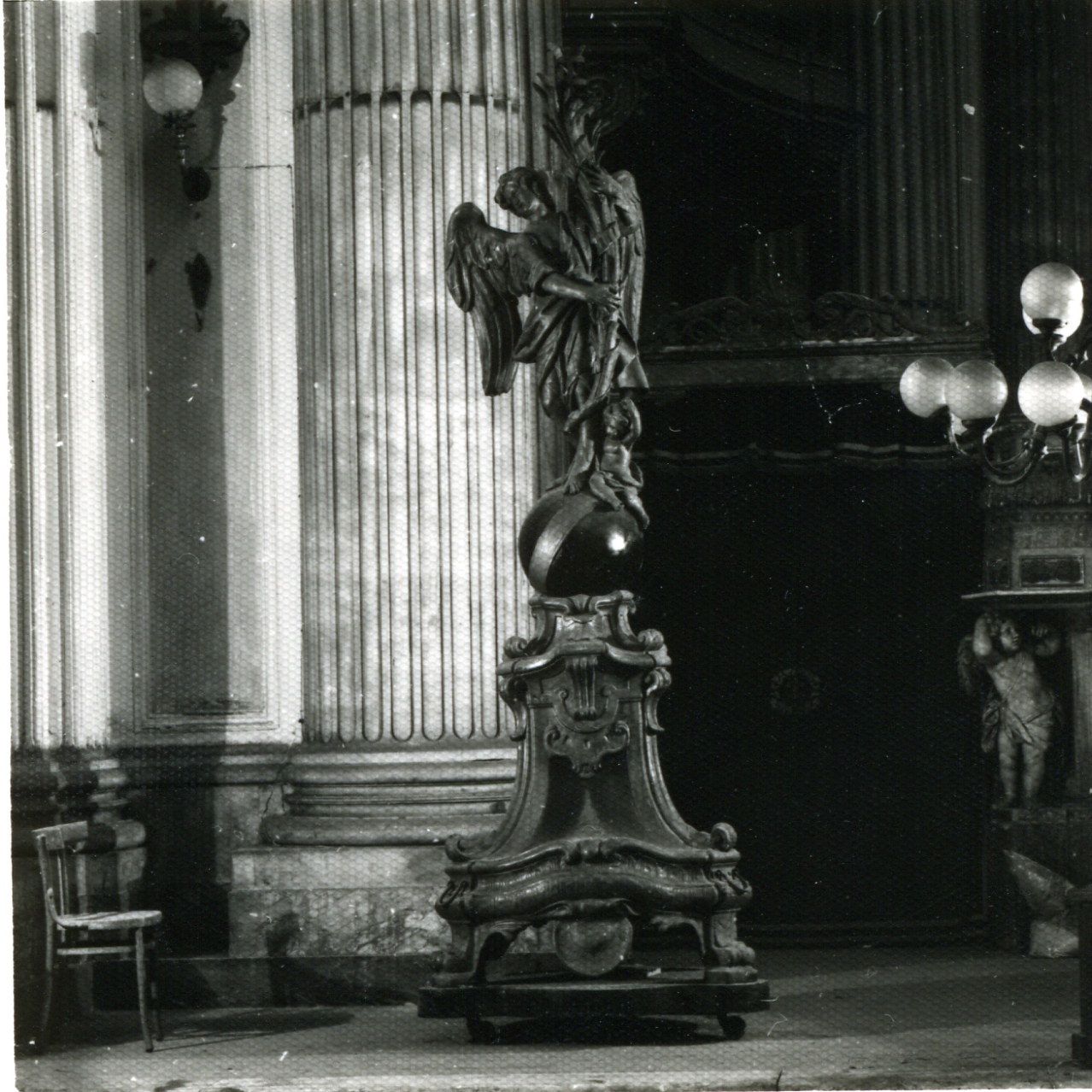 angelo (candelabro) - bottega napoletana (inizio sec. XIX)