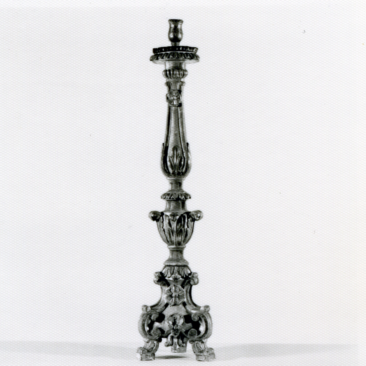 candeliere d'altare, serie - bottega napoletana (seconda metà sec. XIX)