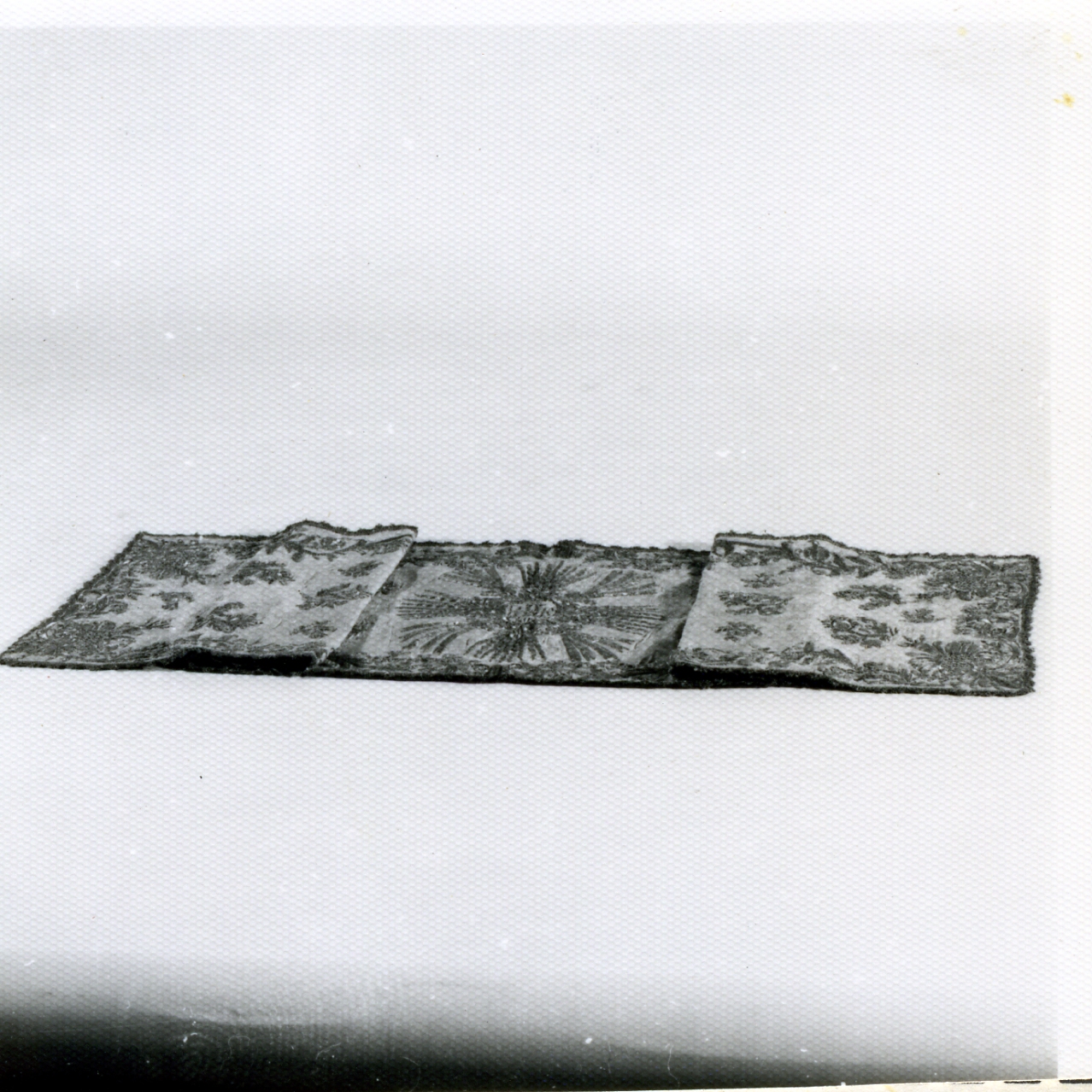 velo omerale - manifattura napoletana (inizio sec. XIX)