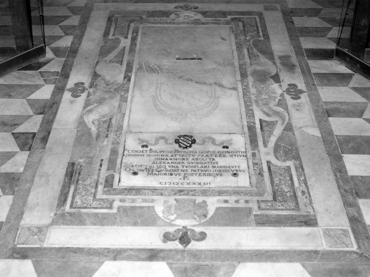 lapide tombale - bottega campana (sec. XVII)