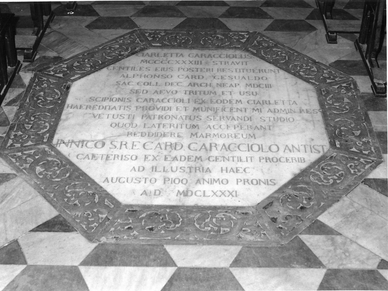 lapide commemorativa - bottega campana (sec. XVII)