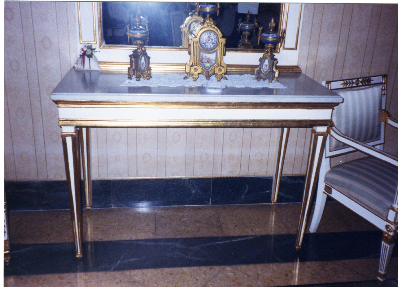 console, serie - bottega napoletana (inizio sec. XIX)