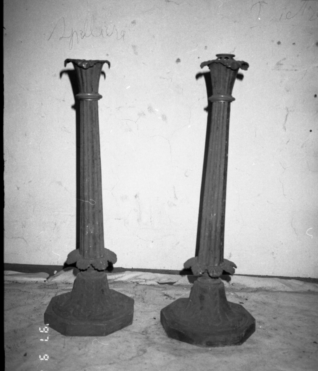 candeliere - bottega napoletana (seconda metà sec. XIX)