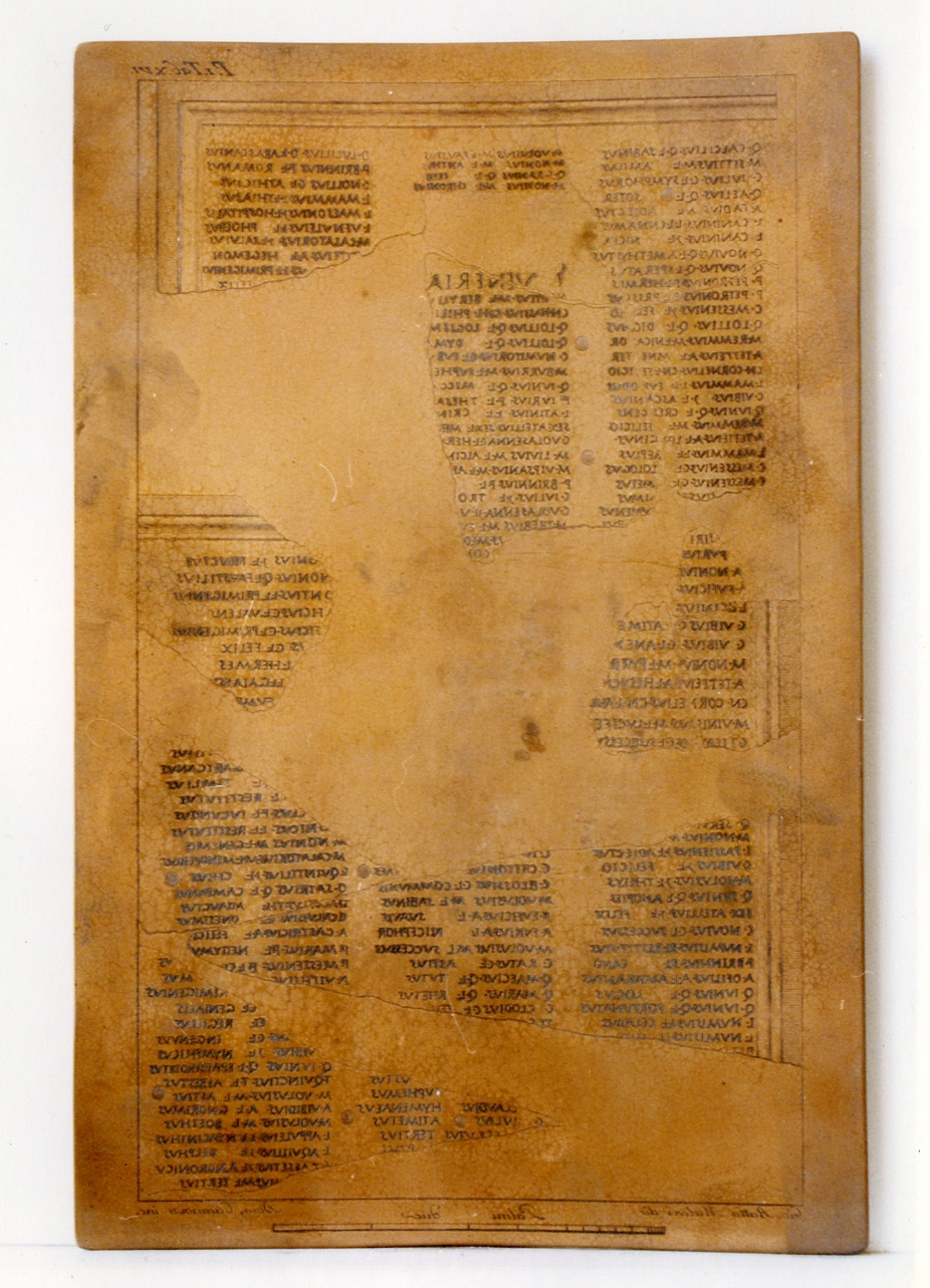 epigrafe latina frammentata (matrice) di Malesci Giovanni Battista, Casanova Domenico (sec. XVIII)