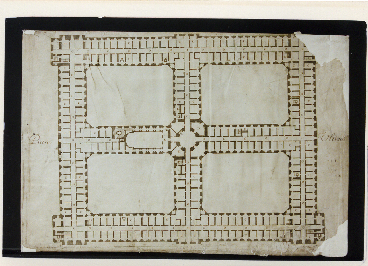 Palazzo Reale di Caserta: pianta dell'ultimo piano (stampa controfondata) di D'Orazio Nicola, Vanvitelli Luigi (sec. XVIII)