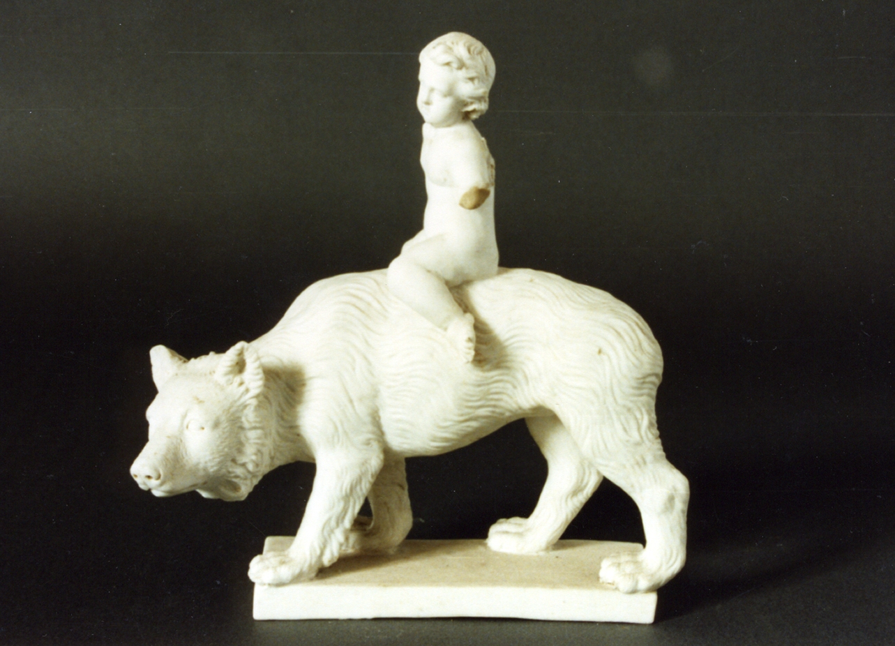 Cupido a cavallo di un orso (scultura miniaturistica) - Real Fabbrica di Napoli (secc. XVIII/ XIX)