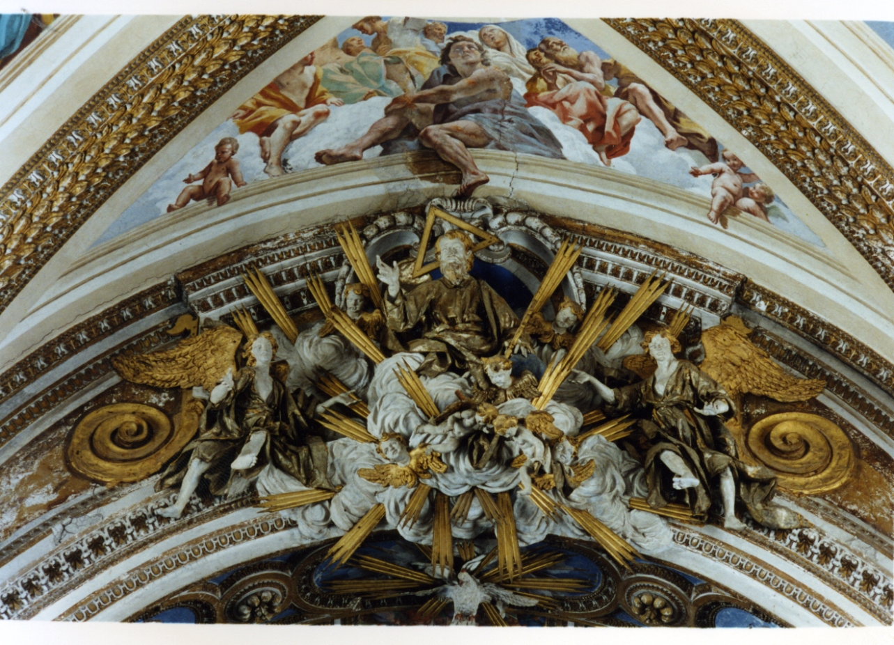 Dio Padre tra angeli (decorazione plastica) di Colombo Giacomo (fine/inizio secc. XVII/ XVIII)