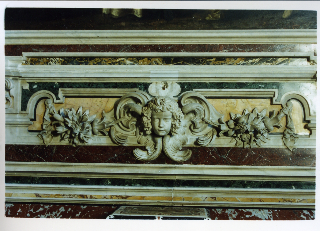 putto alato (decorazione plastica, serie) - bottega napoletana (sec. XVII)