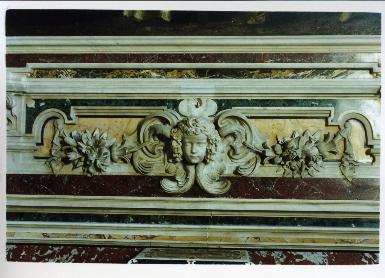 putto alato (decorazione plastica, serie) - bottega napoletana (sec. XVII)