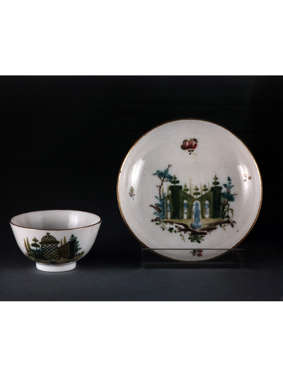 paesaggio con architetture (tazza) di Cozzi Geminiano (sec. XVIII)